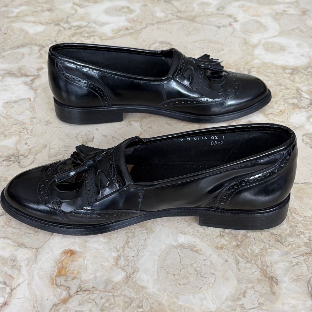 Classy Italian-Made Black Leather Tassel Loafers – Genuine Leather Sole - Picture 6 of 15